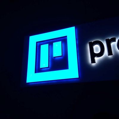 শপফ্রন্ট ট্রান্সলুসেন্ট এক্রাইলিক ব্যাকলিট লেটারস সাইন 40 সেমি কোম্পানির জন্য