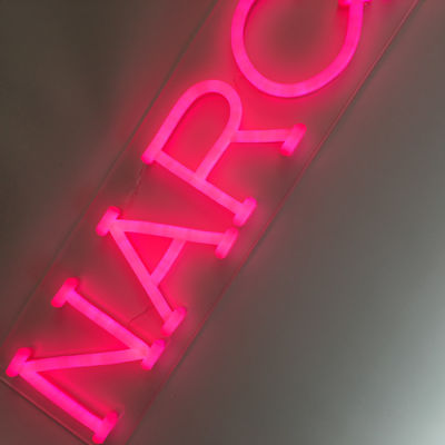 UL ক্লিয়ার এক্রাইলিক ব্যাক নিয়ন সাইন লেটার ওয়াল 62 সেমি লম্বা