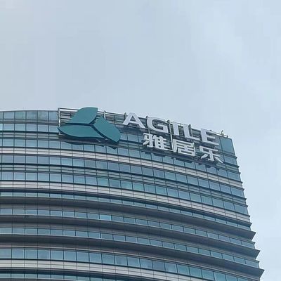 3-5 মিমি এক্রাইলিক বিল্ডিং সাইন ইউভি প্রিন্টেড ফেব্রিকেটেড স্টেইনলেস স্টীল অক্ষর