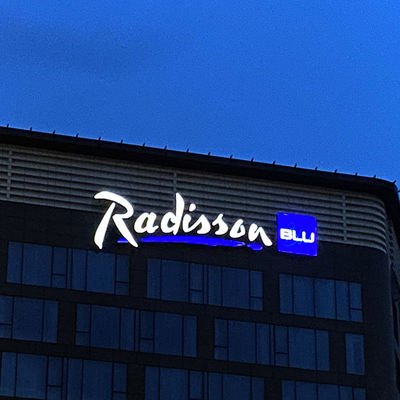 আকর্ষণীয় টেকসই 3d অক্ষর সাইন LED চ্যানেল এক্রাইলিক রেস্টুরেন্ট বোর্ড 3 মিমি