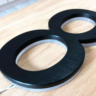 বিজ্ঞাপন 3D এক্রাইলিক ব্যাকলিট চিঠি সাইন কালো আঁকা 12cm বেধ