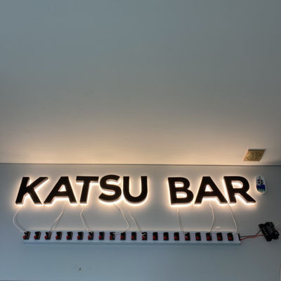 কালো আবরণ 3D ব্যাকলিট সাইনেজ হাইস্প্যান স্টেইনলেস স্টীল লোগো চিহ্ন