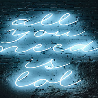 উচ্চ স্বচ্ছতা এক্রাইলিক নিয়ন সাইন অক্ষর OEM ODM