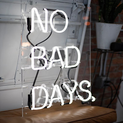 উচ্চ স্বচ্ছতা এক্রাইলিক নিয়ন সাইন অক্ষর OEM ODM