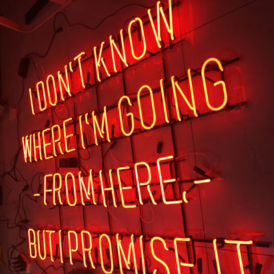 শপ ডেকোরেশন মেটাল ফ্রেম নিয়ন লাইট ওয়ার্ড সাইন ফর ওয়ালের জন্য